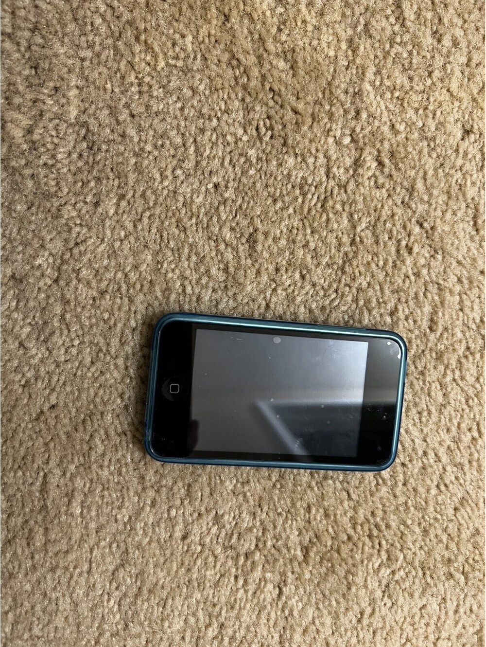 Apple iPod Touch 2nd Generation 8GB Black — Works! Bundle w/ accesories